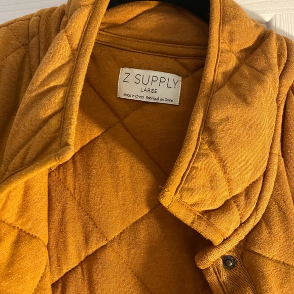 Z Supply quilted jacket camel size large gently worn twice original owner - Picture 3 of 3